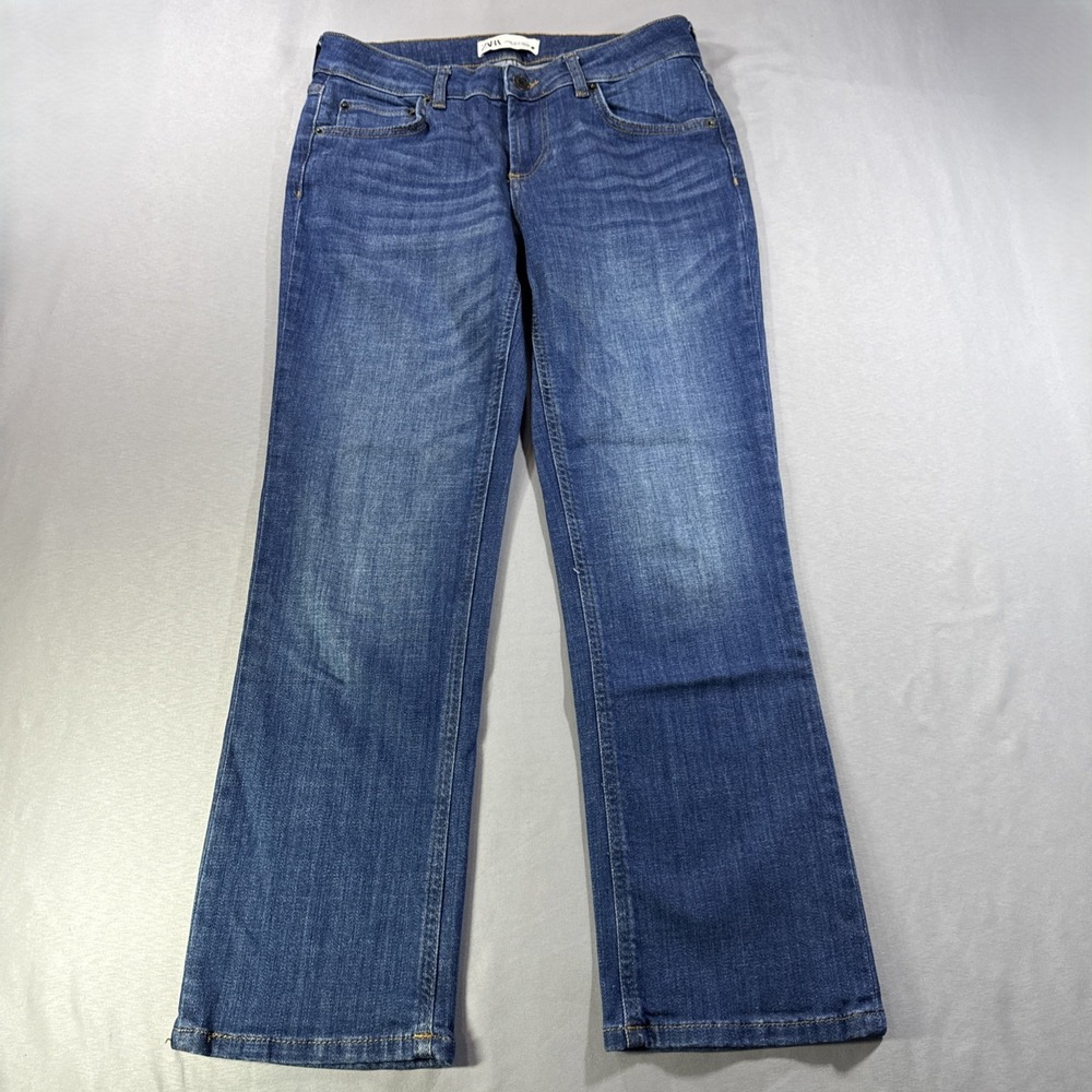 Zara Women Medium Wash Straight Leg Denim Jeans Mid Rise Size 6 US 28 MEX